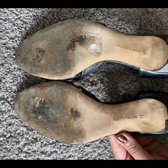 MANOLO BLAHNIK leather criss-cross epsinado d’orsay peep-toe pumps - Picture 5 of 5